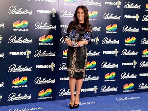 Malú triunfó en los Premios 40 Principales 2014