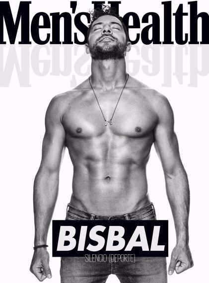 David Bisbal posa sin camiseta
