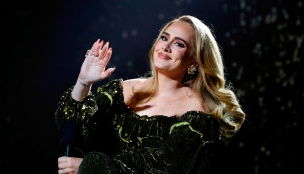 Adele en los BRITs 2022