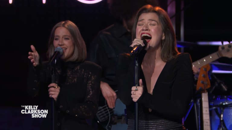Actuación viral de Kelly Clarkson